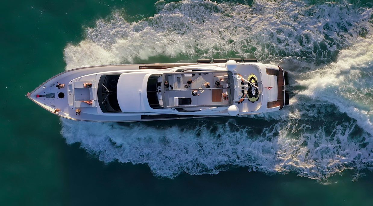 Prime Yacht Rentals Miami - 85’ Azimut Fly