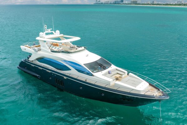 Prime Luxury Rentals - 84’ Azimut + Water Toys + Jet Ski + Jacuzzi