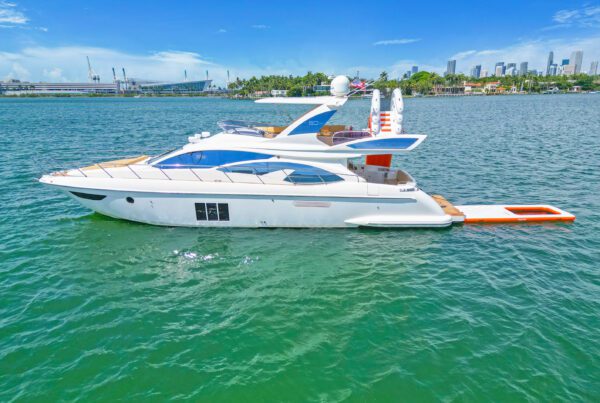 Prime Luxury Rentals - 65′ Azimut + Water Toys + Jetski 1Hr