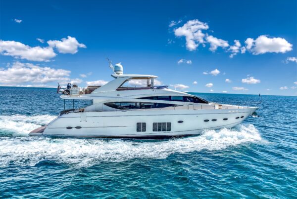 Prime Luxury Rentals - 88′ Princess PFO + Water Toys + Jacuzzi